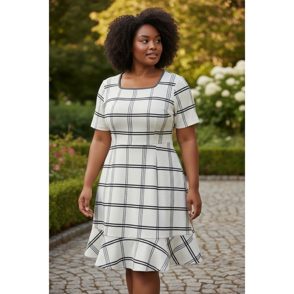 DownEast Women's XXL Plaid‎ Dress Cream Black Fit Flare Modest Midi Cottagecore
